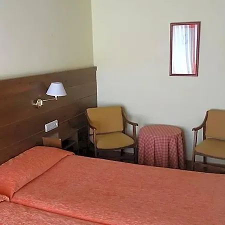 Pla Del Pi Hotel *